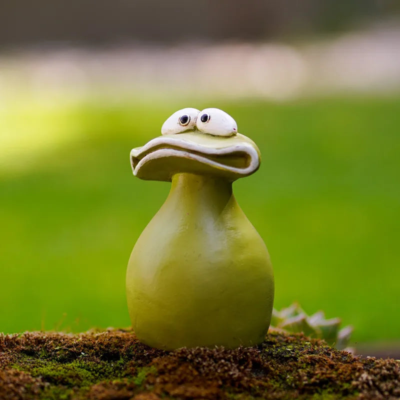 Cute Frog Synthetic Resin Ornaments Artificial Decorations