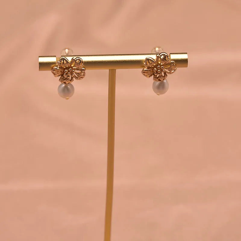 1 Pair Freshwater Pearl Zircon Freshwater pearl earrings Round Drop Earrings