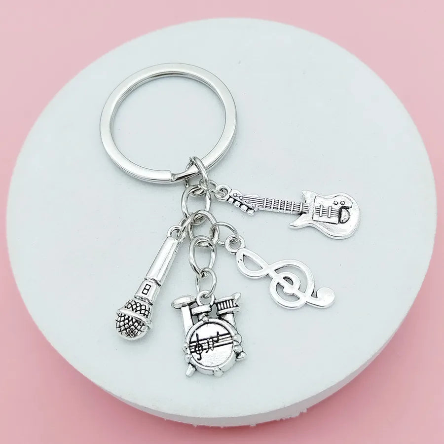 Simple Style Classic Style Solid Color Alloy Plating Keychain