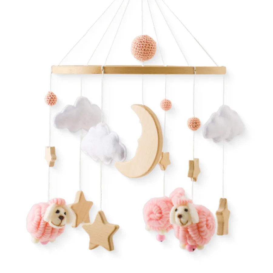 Nordic Style Felt Animal Bed Bell Hanging Decoration Baby Infant Carriage Hand Eye Coordination Hanging Ornament Bed Bell