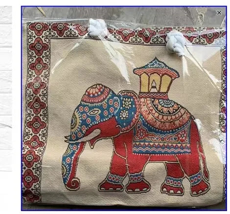 Women's Large Canvas Animal Cartoon Vacation Ethnic Style Bucket Zipper Tote Bag