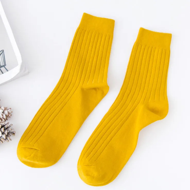 Spring and Summer new fashion solid color mid-calf socks thin sweat-absorbent breathable college style cotton men's sports socks