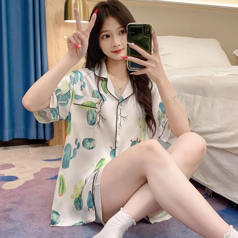 Elegant Ice Silk Sleepwear Women's Summer Butterfly Print Short Sleeve Home Clothes Set Can Be Worn Outside Breathable Casual