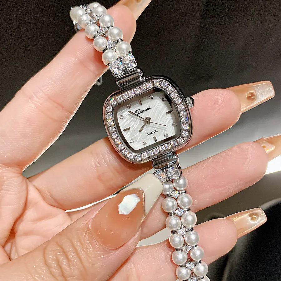 Retro Simple Style Solid Color Jewelry Buckle Quartz Watch Women's Watches