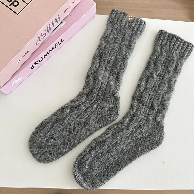 unisex casual solid color polyacrylonitrile fiber crew socks a pair