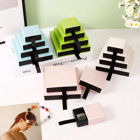 1 Piece Paper Luxurious Daily Date Solid Color Jewelry Boxes