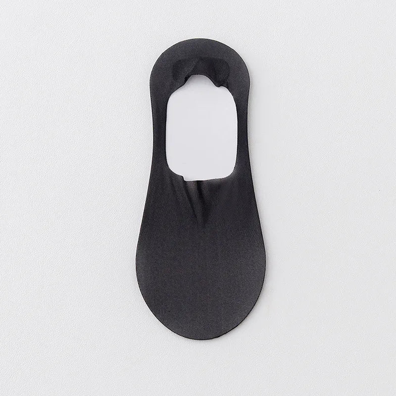 women's simple style solid color cotton ankle socks a pair