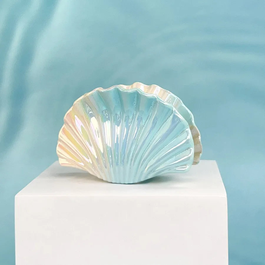 Elegant Lady Women's Shell Plastic Hair Claws