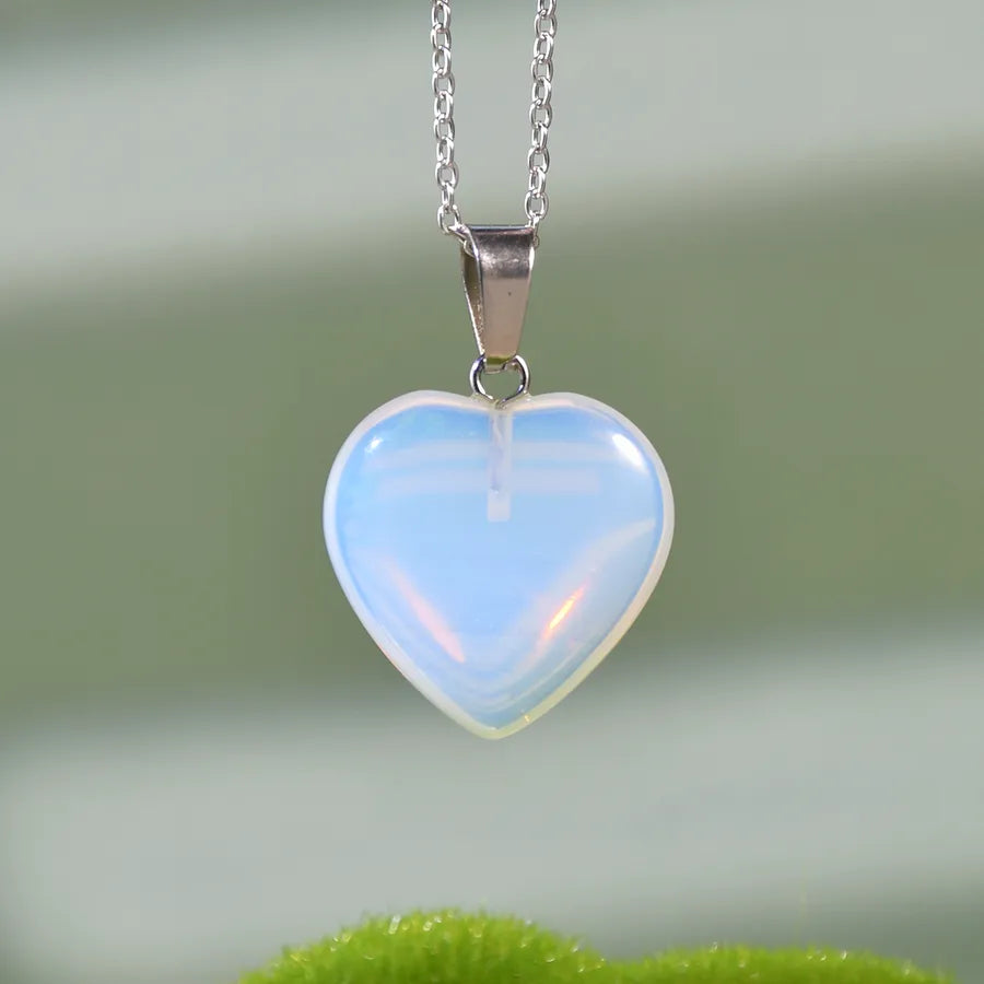 Simple Style Heart Shape natural stone Twisted Rope Chain Pendant Necklace In Bulk