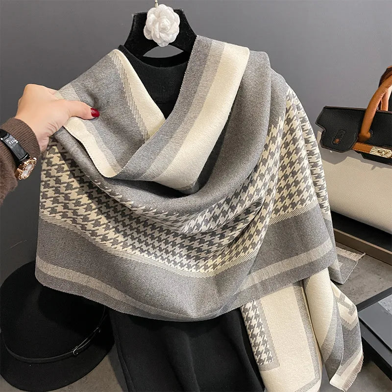 women's streetwear heart shape imitation cashmere tassel scarf
