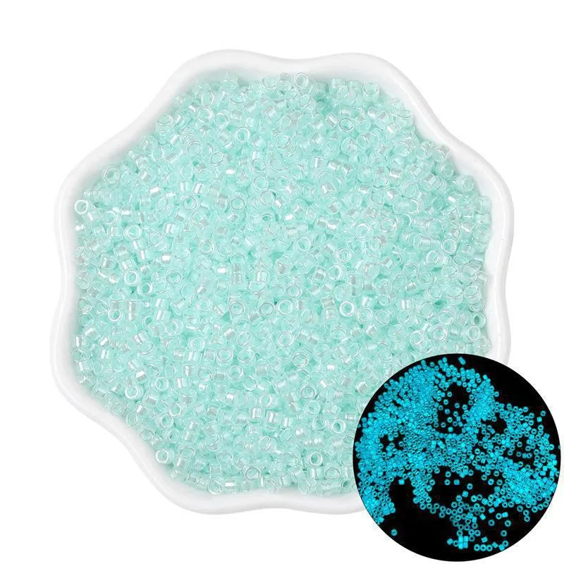 1 Pack Glass Solid Color Beads