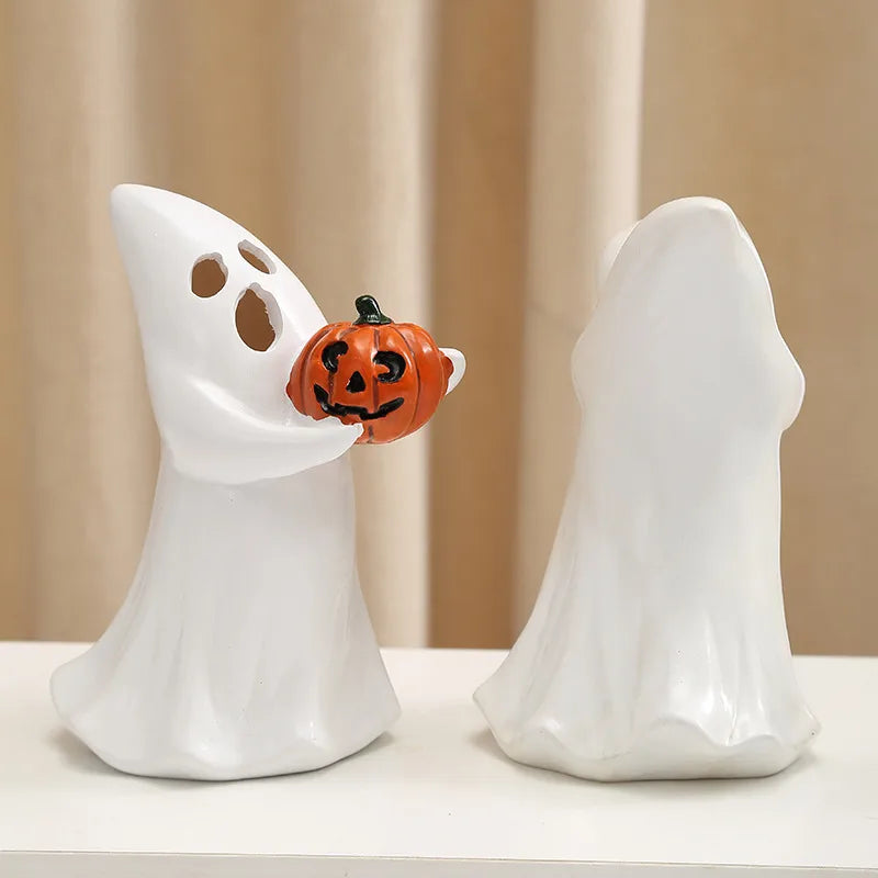 Halloween Window Display Decorations Resin Pumpkin Carving White Ghost Holding Skull Head Tabletop Ornaments European Style