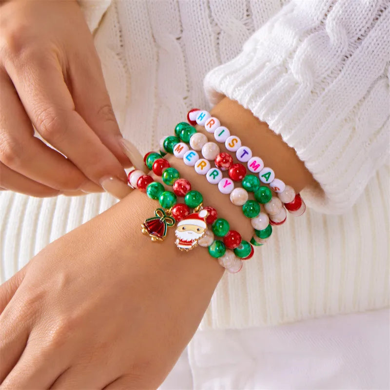 Fashionable Versatile Christmas Themed Soft Clay Bracelet With Glass Deer Snowflake Pearl Design Suitable For Men And Women