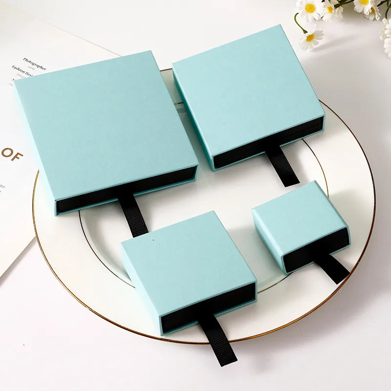 1 Piece Paper Luxurious Daily Date Solid Color Jewelry Boxes