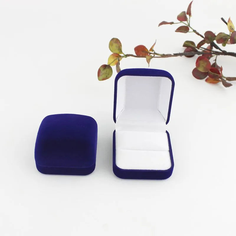 simple style solid color flannel jewelry boxes