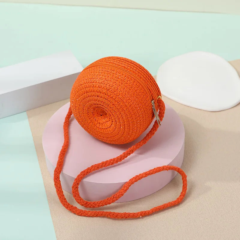 Internet Celebrity Summer Cute Little Apple Straw Bag Woven Straw Bag Women  New Seaside Holiday Mini Messenger Bag