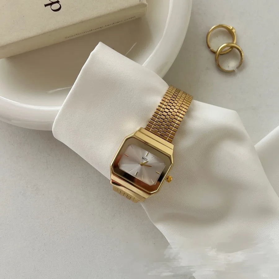 Elegant Glam Letter Single Folding Buckle Quartz Watch Women's Watches