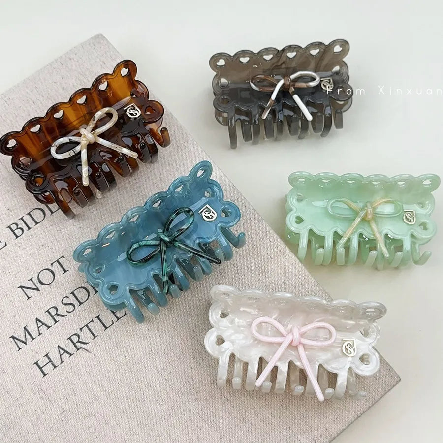 Elegant Butterfly Knot Hollow Out Hair Clip Versatile Shark Clamp Design Hair Accessories For Women Acetate Material Hairpin