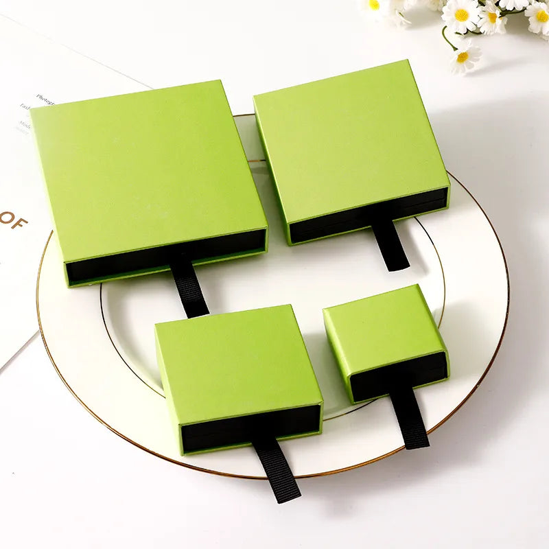 1 Piece Paper Luxurious Daily Date Solid Color Jewelry Boxes