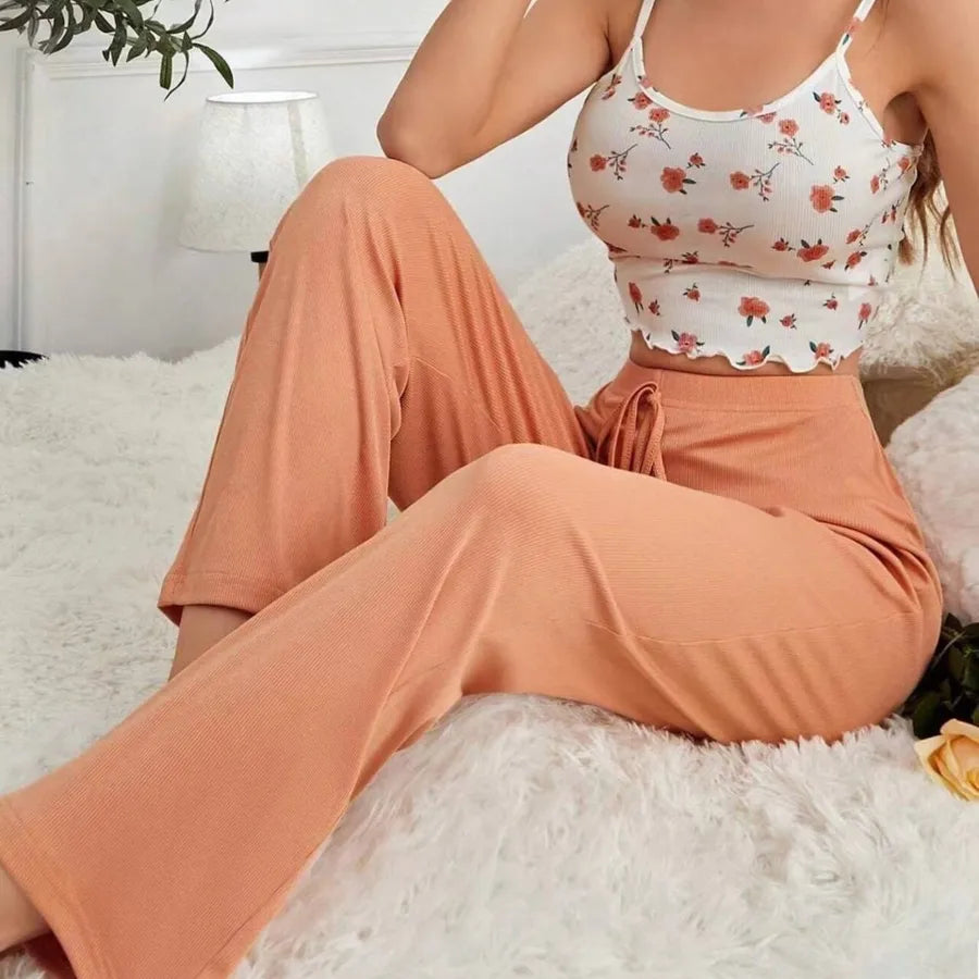 Comfortable Women's Sleepwear Set Casual Wearable  Style Nightgown With Long Pants Polyester And Milk Silk