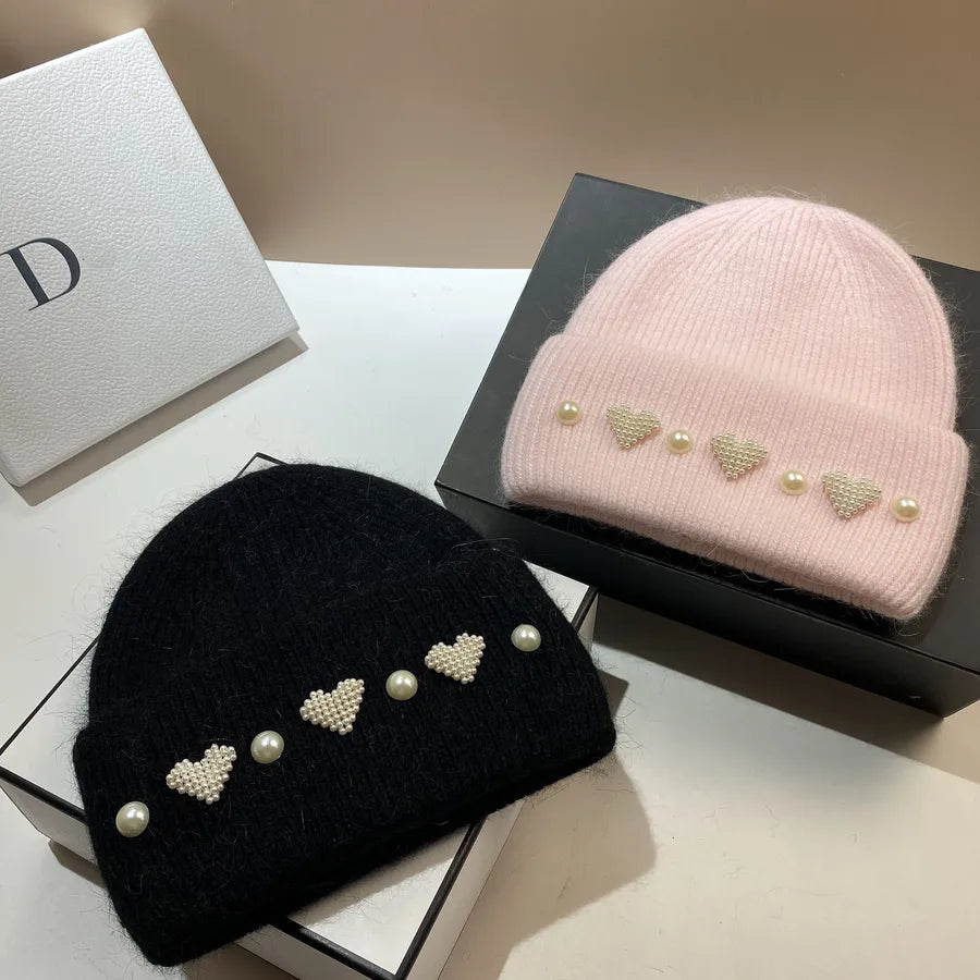 women's sweet heart shape pearl eaveless wool cap