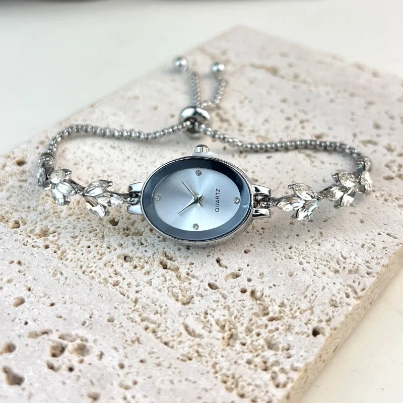 Simple Style Leaf Buckle Quartz Women's Watches