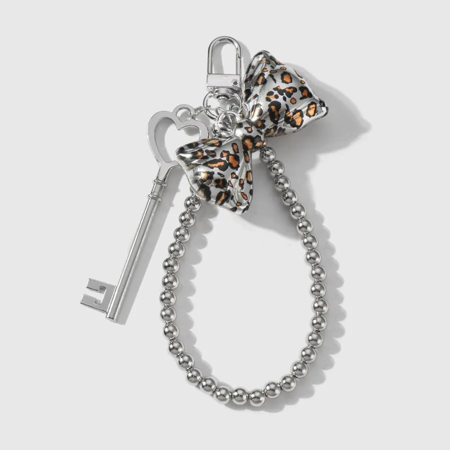 Retro Heart Shape Leopard Key CCB Zinc alloy Unisex Bag Pendant Keychain