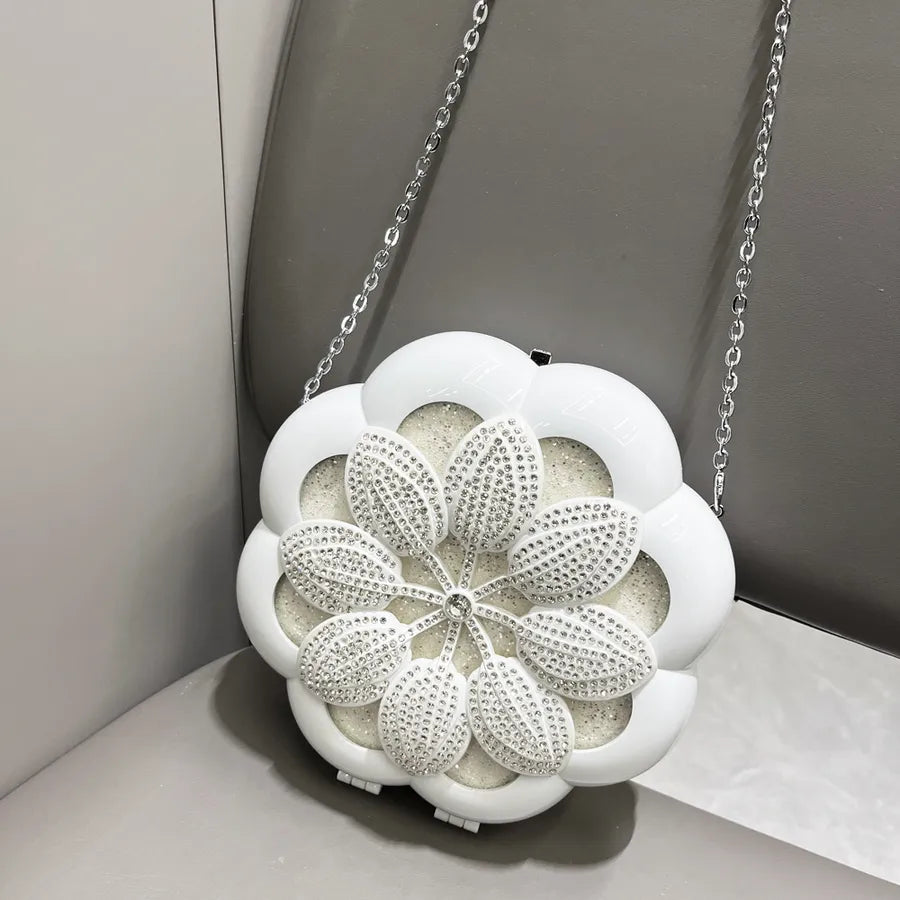 Women's Small Arylic Flower Classic Style Streetwear Round Lock clasp Evening Bag