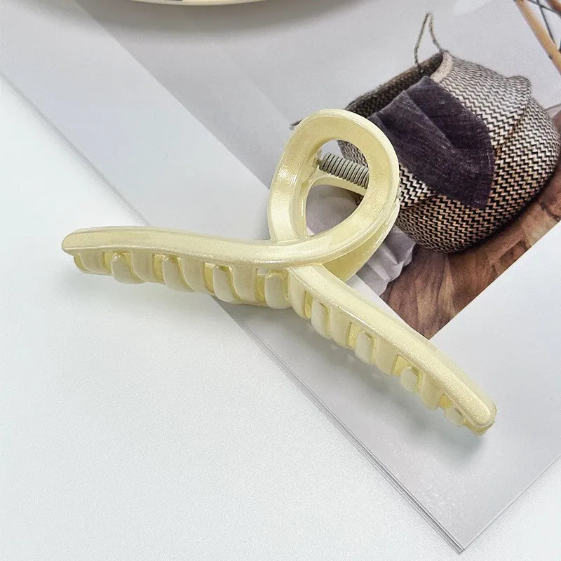 Thick Acrylic Hair Clips Cute Sweet Dopaamine Crown Grab Clips Shark Fin Sensation Solid Color Hair Clips For Women