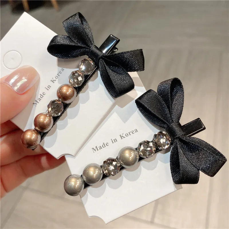 Elegant Pearl Fabric Hair Clip With Water Diamond Butterfly Knot Side Duckbill Hair Clip For Bangs Women's Chic Hair Accessories