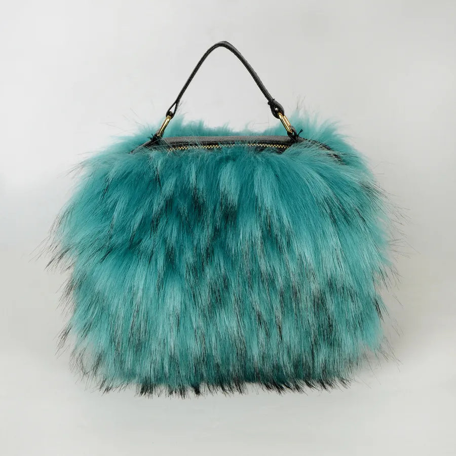 New Fashion Furry Personalized Niche Design Crossbody High Sense Imitation Raccoon Fur Fur Plush Hand-Carrying Bag Bag for Women