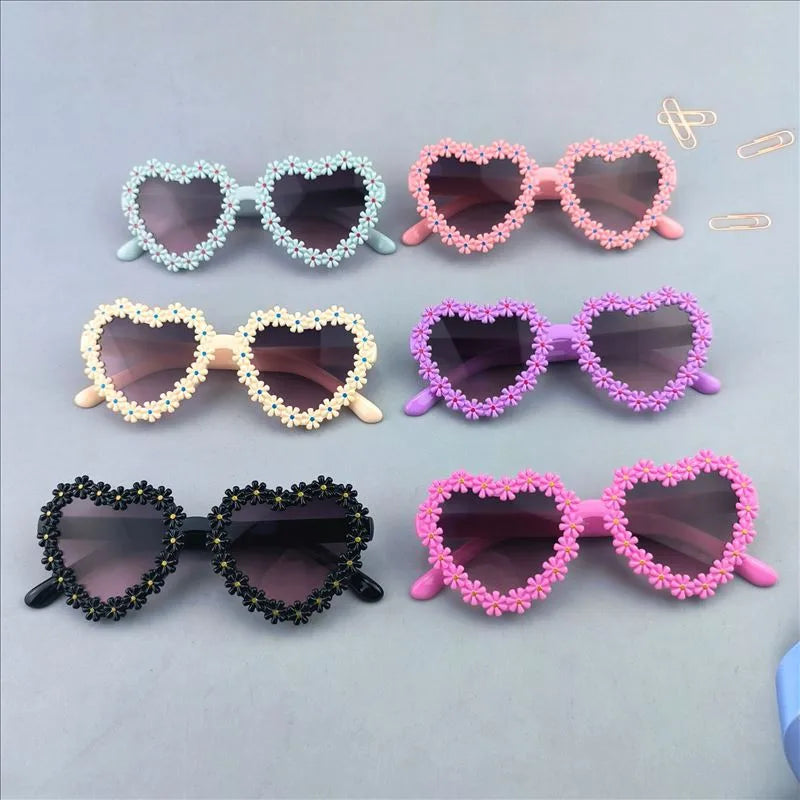 Cute Novelty Heart Shape Ac Tinted Lenses Special-Shaped Mirror Full Frame Kids Sunglasses