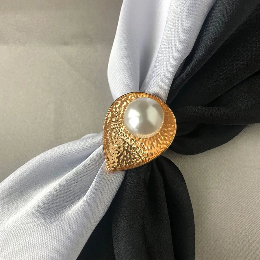 Sweet Flower Alloy Women's Scarf Ring