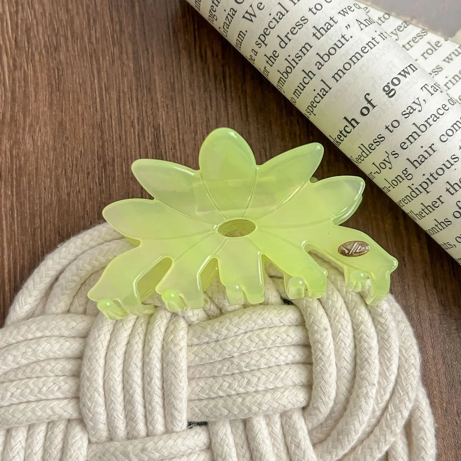 Large Size Acetate Flower Hair Clips New Style Colorful Shark Tail Updo Hair Clips Fresh Girl's Hair Accessories