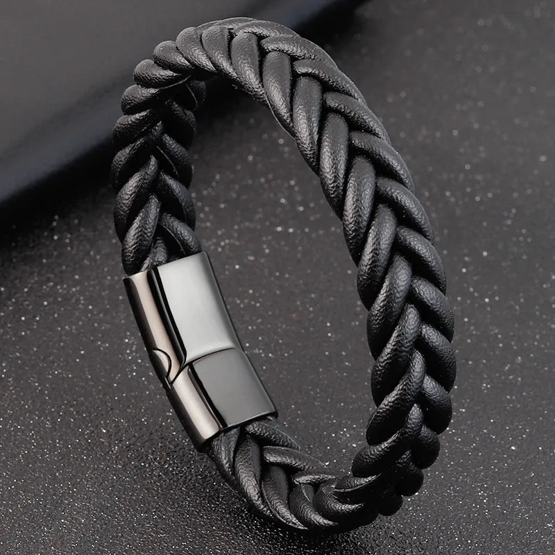 Hip-Hop Geometric Solid Color Leather Titanium Steel Wholesale Bracelets