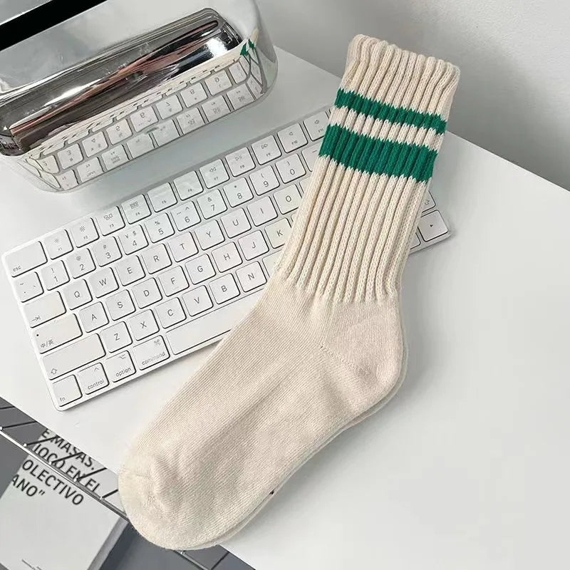 Thick line socks men's mid-calf solid color Japanese retro trendy autumn and winter stockings Sports Basketball American pile long stockings