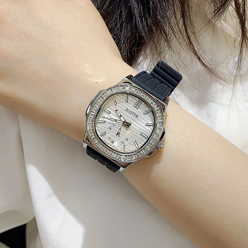 Casual Simple Style Commute Round Rectangle Butterfly Double Snap Quartz Watch