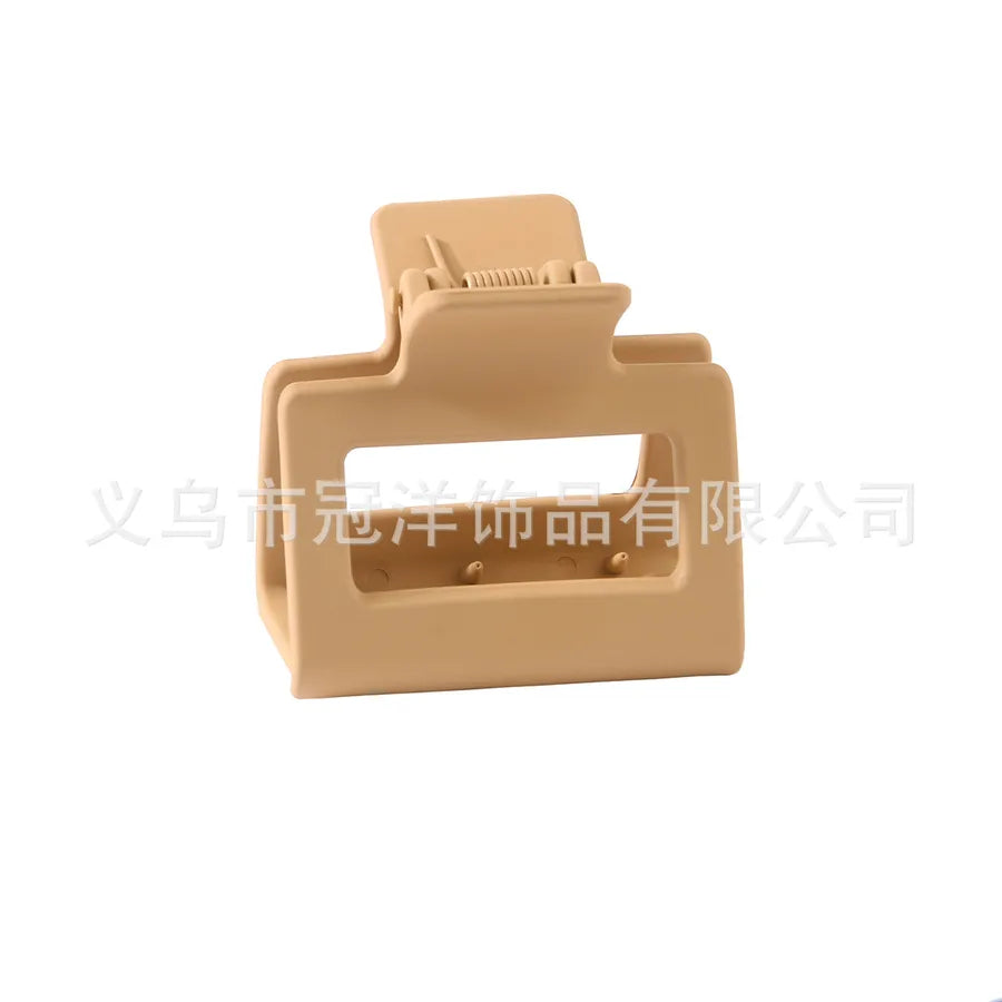 Simple Style Women'S Solid Color Arylic Stoving Varnish Hair Claws