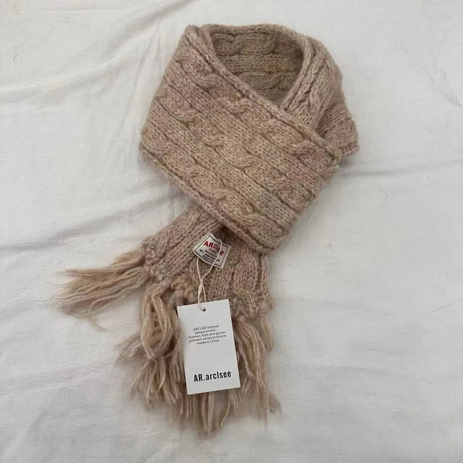 Women's Sweet Simple Style Solid Color Twist Knit Scarf