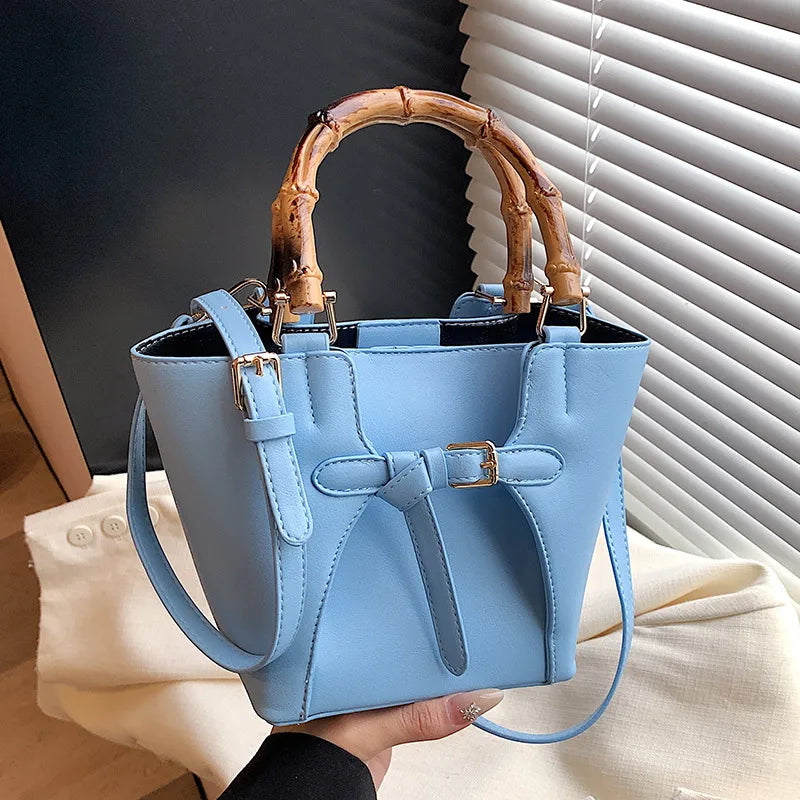 Women's Small Pu Leather Solid Color Streetwear Bucket Magnetic Buckle Handbag Crossbody Bag