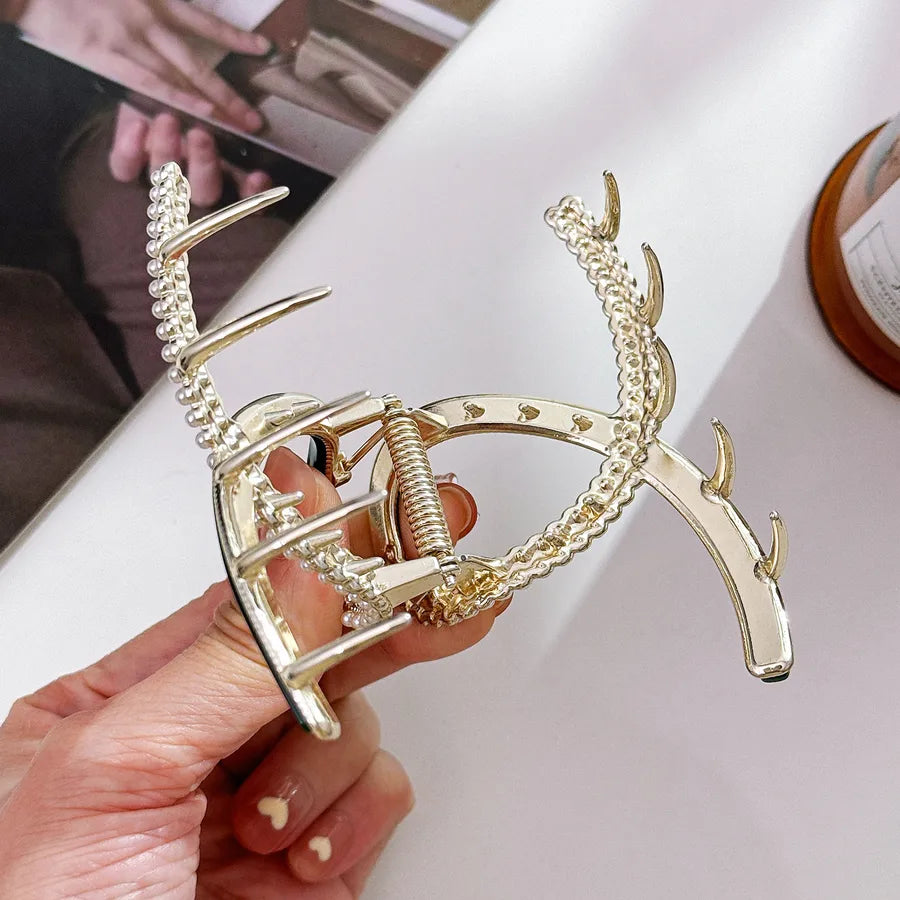High-End Handmade Pearl Rhinestone Hair Clip New Style Jewelry Metal Shark Clamp Smooth Surface No Sharp Edges For Women