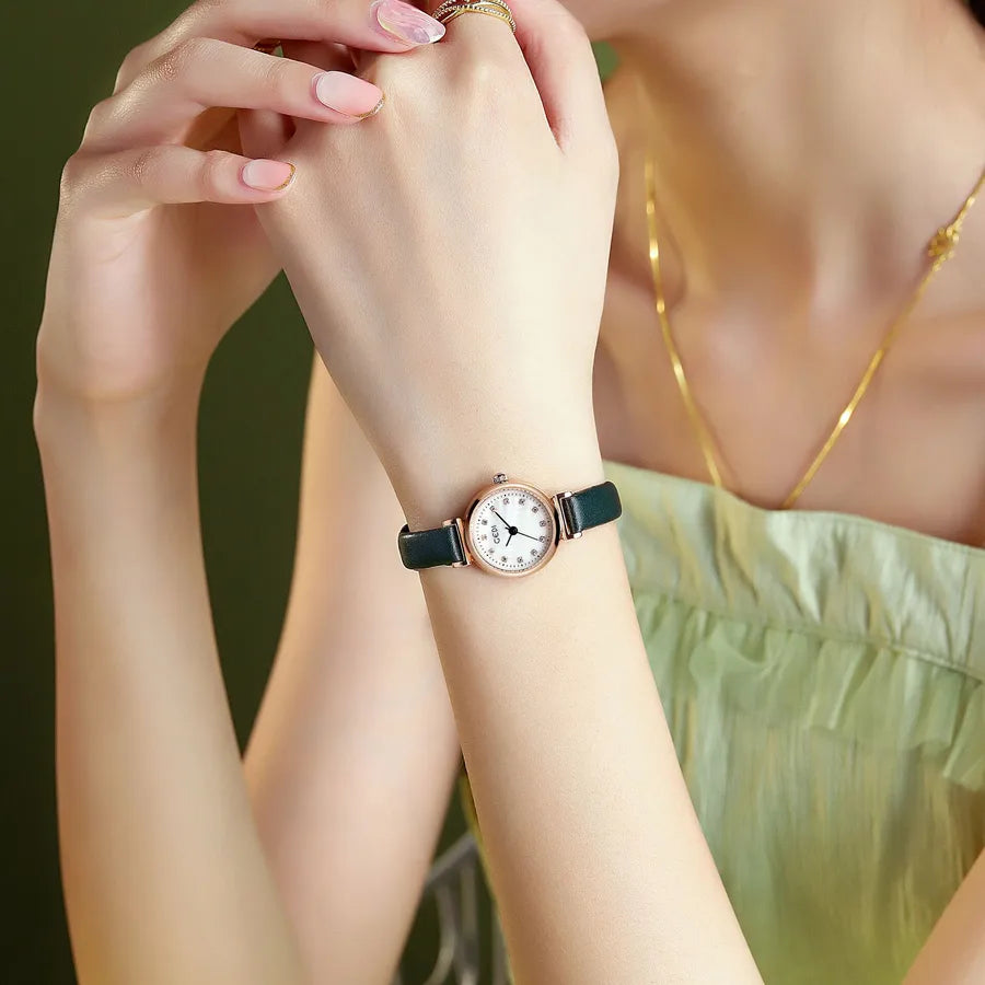 Simple Style Solid Color Buckle Quartz Watch Women's Watches
