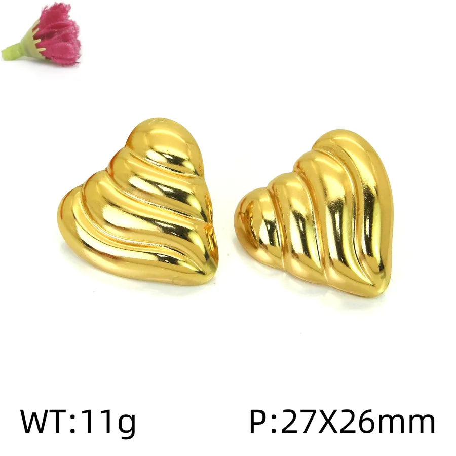 1 Pair Elegant Lady Vacation Heart Shape Polishing Plating Three-dimensional 304 Stainless Steel 18K Gold Plated  Backs Ear Studs