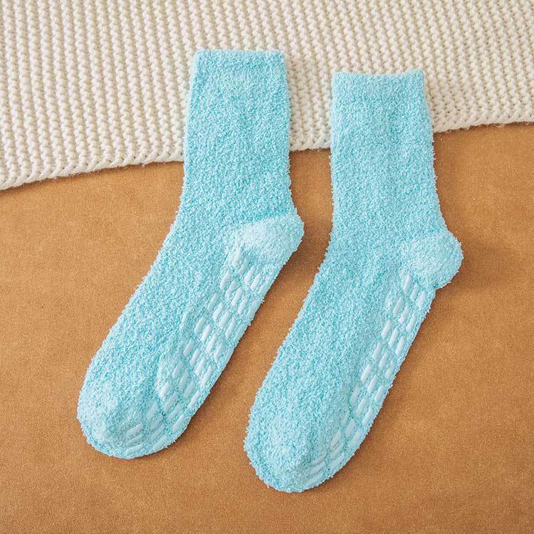 unisex casual solid color polyester crew socks a pair