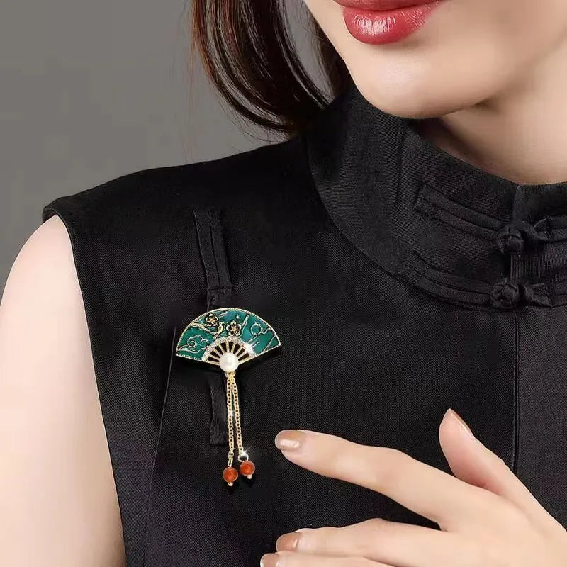 Green Chinese Style Brooch Pin Vintage High-End Tassel Creative Versatile Hanfu Cheongsam Embroidery Zinc Alloy Jewelry Accessory