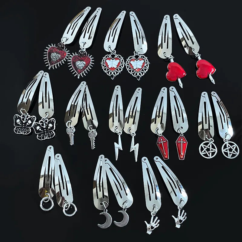 Retro Punk Women's Moon Heart Shape Butterfly Alloy Charm Hair Clips