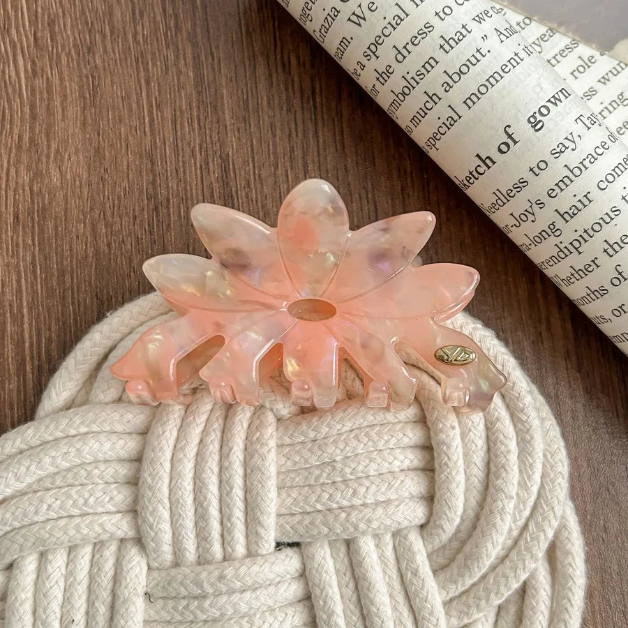 Large Size Acetate Flower Hair Clips New Style Colorful Shark Tail Updo Hair Clips Fresh Girl's Hair Accessories