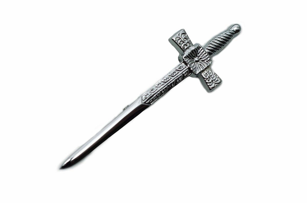 Plain Black Tartan Traditional Scottish Men's Kilt Outfit Pin, Buckle, Belt, Sporran Set