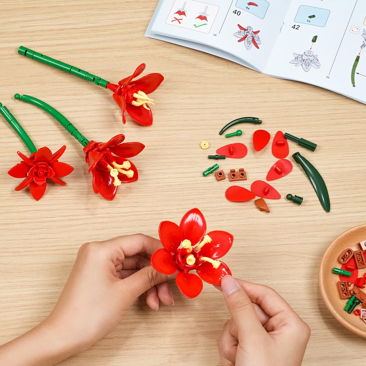 PLAXSOON Amaryllis Bonsai Building Set | 503-Piece Flower Bouquet Kit