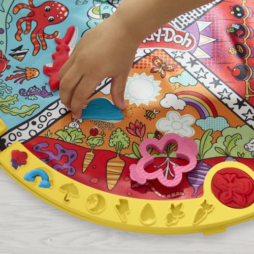 Play-Doh Fold & Go Playmat Starter Set with 19 Accessories – Preschool Toys for 3+
